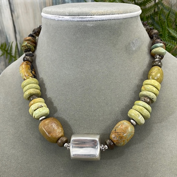 ⭐️Noa’s Vintage mid century modern gemstone sterling silver designer necklace